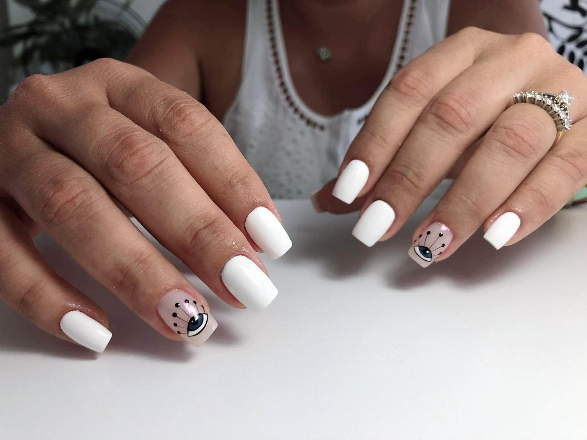 Stylizacja paznokci — Venus Beauty Salon
