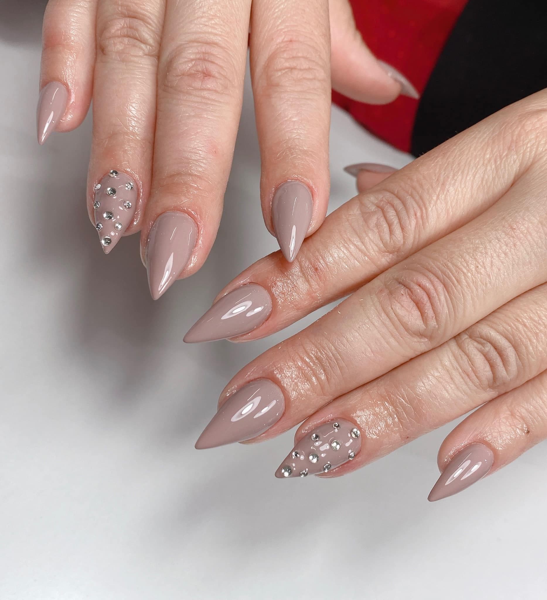Stylizacja paznokci — Venus Beauty Salon